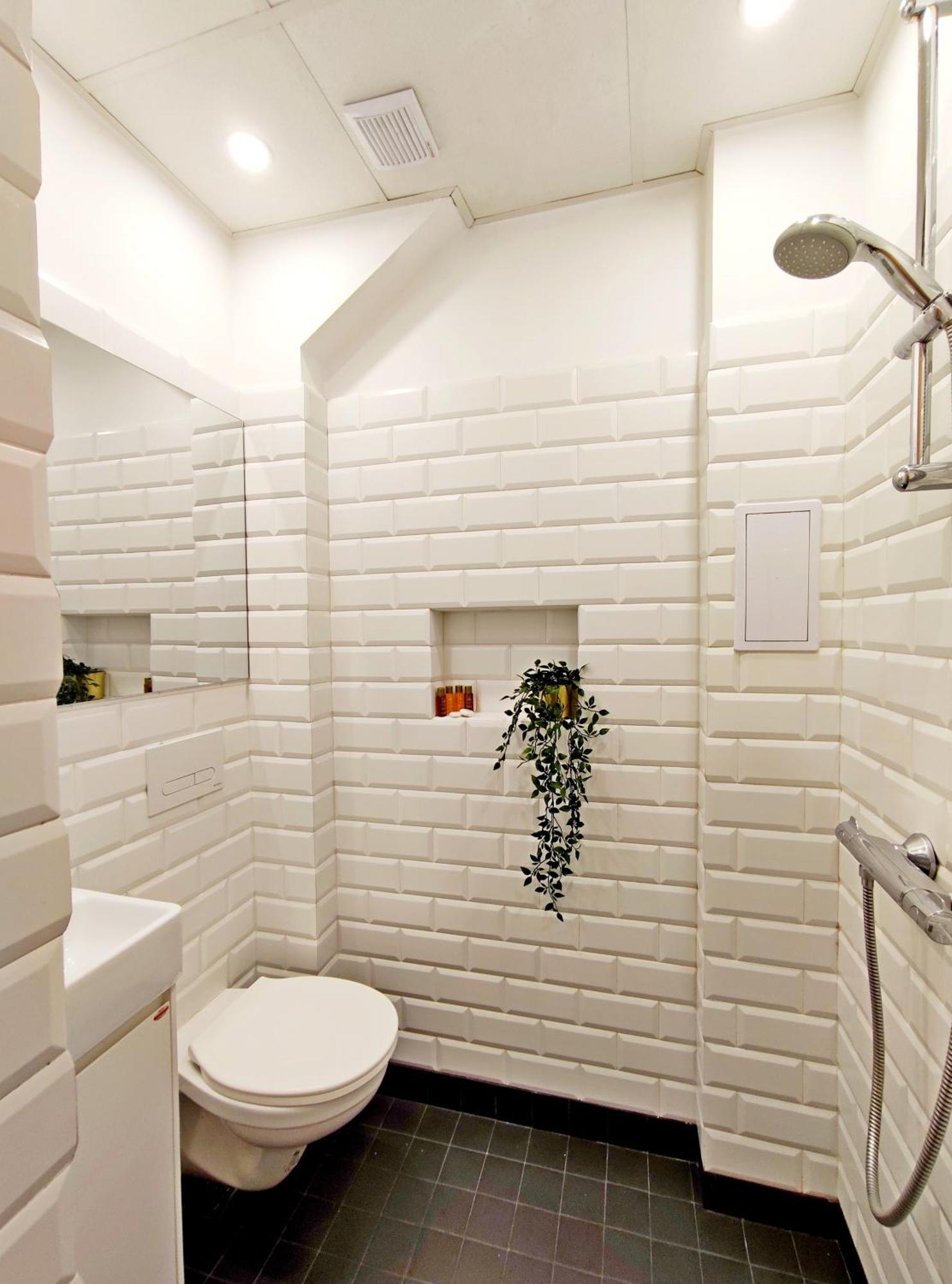 Top Centre 1 Bedroom Apt Next To Vitosha Blvd. Sofia Ngoại thất bức ảnh